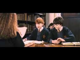 песня учат в школе учат в школе учат в школе Garri Potter Uchat V Shkole Kaver Lebedinskogo Youtube V 2020 G Garri Potter Garri Potter Eda Shkola