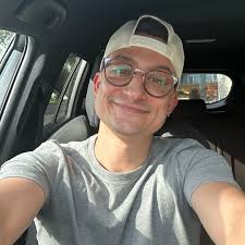 Commercial with young girl