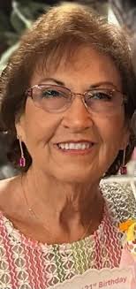 Debbie Mears's Instagram, Twitter & Facebook