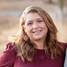 What are the hours and experience with Harmon kindergarten?