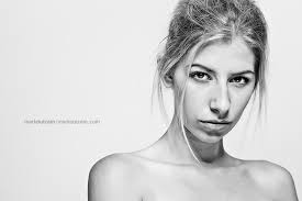 Nicole Headshot 1-660-Edit-2