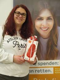 𝐆𝐫𝐨ß𝐞 𝐅𝐫𝐞𝐮𝐝𝐞 𝐛𝐞𝐢 𝐮𝐧𝐬𝐞𝐫𝐞𝐫  𝐉𝐁𝐋-𝐁𝐨𝐱-𝐕𝐞𝐫𝐥𝐨𝐬𝐮𝐧𝐠!🎉 Drei glückliche Gewinnerinnen durften  sich über eine brandneue JBL Box freuen. Die Überraschung war riesig und  die Freude noch größer. Wir, die Blutengel aus WEIMAR ...