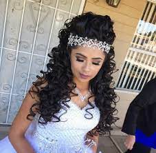Wwv Hairstylestrends Me Quince Hairstyles Quinceanera Hairstyles Curly Hair Styles