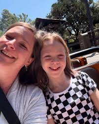 And in the blink of an eye she's 7 #loceamae