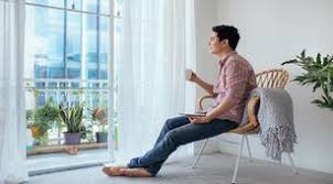 Rasa nyeri di dada adalah gejala umum dari angin duduk. Penyakit Angin Duduk Gejala Penyebab Dan Cara Mengobati Halodoc Com