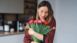 Drage žene, preuzmite odgovornost za to kako najprije gledate na sebe same!  Evo kako to učiniti i što će se dogoditi