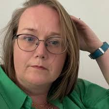 Deirdre Casey (@DeirdreMCasey)