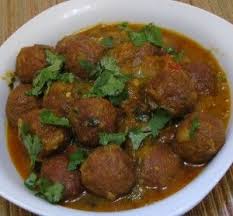 Kofta Curry The Bangladeshi Way Great Served With Khichuri Shortcut Can Be Made With Frozen Meatballs Indian Kofta Recipe Bangladeshi Food Kofta Recipe