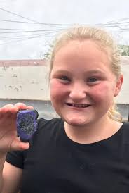 Something very strange here...