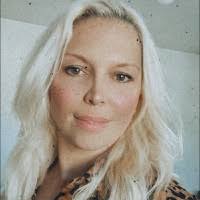 40+ "Zoe Armstrong" profiles