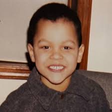 Tiffany Rowan Evans (@tippyytoes)