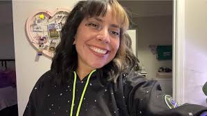 I love books with only a handful of characters. What about you?