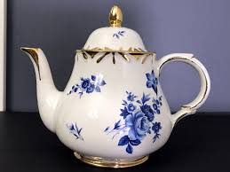 Arthur Wood Tea Pot Chatsworth Blue And White Floral Teapot Made In England K Tea Pots Tea Glass Tea Cups