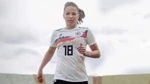 This is seleccion femenina baloncesto by mallorcadiario on vimeo, the home for high quality videos and the people who love them. Camiseta Seleccion Femenina Alemania Mundial 2019 X Adidas Cdc
