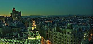 Real madrid y fc barcelona se medirán este sábado 10 de abril en el alfredo di stefano por laliga santander , en el clásico número 246 en la historia del fútbol español. Cual Es Mejor Madrid O Barcelona Sempre Viaggiando