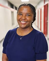 We're excited to celebrate our Middle School Principal of the Year today,  Dr. Shonna Anderson from Molo Middle! Dr. Anderson developed a passion for  education over two decades ago when she began