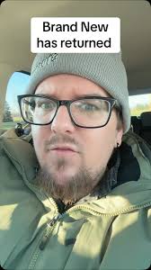 Does Jesse Lacey get to come back? #emo #elderemo #punk #poppunk #emocore  #warpedtour #brandnew