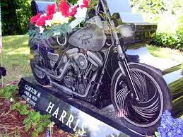 Unique Headstones A Gallery My Wonderful Life Unusual Headstones Headstones Cemetery Monuments