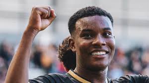 Oscar Zambrano anotó y asistió con el Hull City ¿Beccacece ya lo llamó para  la Tri?