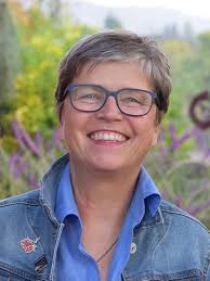 Winning in Life and Work: Dare To Dream: 4: Amazon.co.uk: Blakemore-Noble,  Keith: 9780993162541: Books