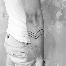 Picture of band tattoo on arm. Edges Stripes Edges Stripetattoo Geometrictattoo Ink Inked Inkedup Inklife Inklove Inkedgirls Tattoo Tattoo Stripe Tattoo Arm Band Tattoo Tattoos