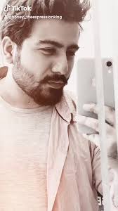 Deepak Talwar (@honey_theexpressionking)