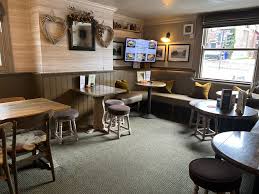 Horse Shoe Inn | Robinsons pub in High Lane | Pub in High Lane