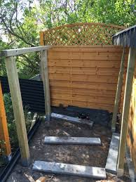 Jetzt übers projekt holz lebt, arbeitet und verändert sich, besonders wenn es unterschiedlichen witterungseinflüssen ausgesetzt ist. Schleppdach Am Gartenhaus Selber Bauen Gunstiger Holzunterstand Hausbau Blog