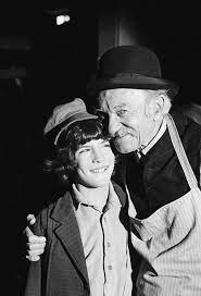 Chip and joanna's main priority was to recover the beauty and purpose of this old farmhouse. Prairie The Craftsman Episode 15 Aired 1 8 79 Pictured Matthew Laborteaux As Albert Quinn Ingalls John Bleif Michael Landon Black And White Pictures Pictures