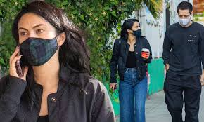 Camila mendes and boyfriend grayson vaughn split: Riverdale S Camila Mendes Dons Tartan Face Mask She Meets Up With Boyfriend Vaughan Grayson In La Daily Mail Online