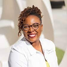 Felecia Collins's Instagram, Twitter & Facebook