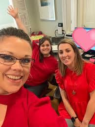 Brittany Shew's Instagram, Twitter & Facebook