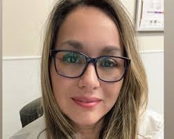 Lynette Simmons's Instagram, Twitter & Facebook