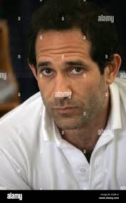 Dov hi-res stock photography and images