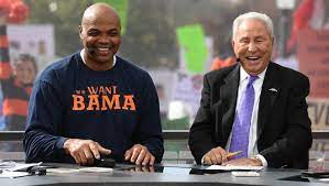 This morning, on dan patrick's syndicated radio show, barkley, the nba legend turned tnt analyst, went even further than he did yesterday on cbs sports' nfl today. Charles Barkley College Players Should Stay In School For Two Years