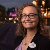 Sandra Clenney's Instagram, Twitter & Facebook