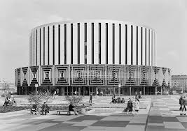 Dresden Filmtheater Prager Strasse Rundkino 1973 Bild Slub Dresden Deutsche Fotothek Foto Asmus Steuerlein Mod Dresden Prager Strasse Dresden Bilder