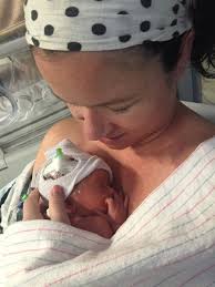 Mirror syndrome is a condition when a pregnant woman and her fetus both experience swelling due to fluid buildup. Pin On Infertility