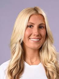 Anna Edson's Instagram, Twitter & Facebook