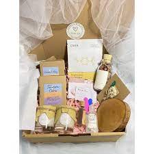 Namun, ucapan dan desain yang menyentuh hati dalam kartu, juga bisa jadi hadiah sendiri. Harga Kado Ibu Terbaik Souvenir Pesta Juni 2021 Shopee Indonesia