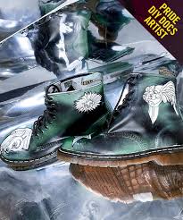 If you are using the charms i used, choose brass for your material. Diy Docs Customized Dr Martens Dr Martens