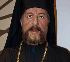 Gobierno municipal recibió el busto del Arzobispo Makarios III