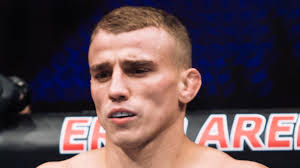 Salim touahri, zawodnik mma, trafił na kilkanaście miesięcy do aresztu po zeznaniach przestępcy atakującego ludzi maczetą i skazanego za składanie fałszywych zeznań. Salim Touahri Zatrzymany Przez Cbs Mma Cartel Wydalo Oswiadczenie Sport