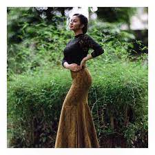 Foto ini hanya sekedar mau pamer kebahagiaan. Foto Hot Ariel Tatum Membuat Netizen Gagal Fokus