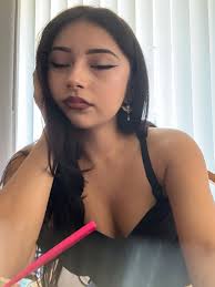 zaggininduhnine (@1129265_)