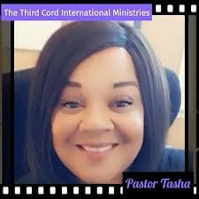 Natasha Sewell's Instagram, Twitter & Facebook