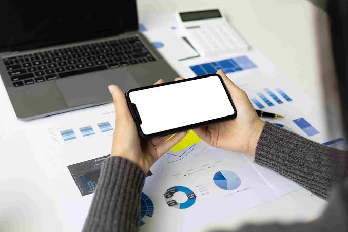 How Mobile Apps can Increase your Business Revenue - Rolustech