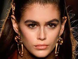 Kaia gerber shares rare photo with boyfriend jacob elordi on valentine's day. American Horror Story Signs Supermodel Kaia Gerber Highxtar