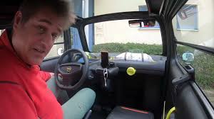 Elektrofahrzeug wie Opel Rocks-e