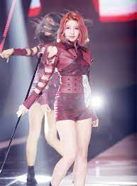 I Found A New Gen Kpop Idol That S Bustier Dami Of Dreamcatcher 5 4 What Image Id Could She Be Also It Might Be Worth Looking Into Her Groupmate Gahyeon Kibbe